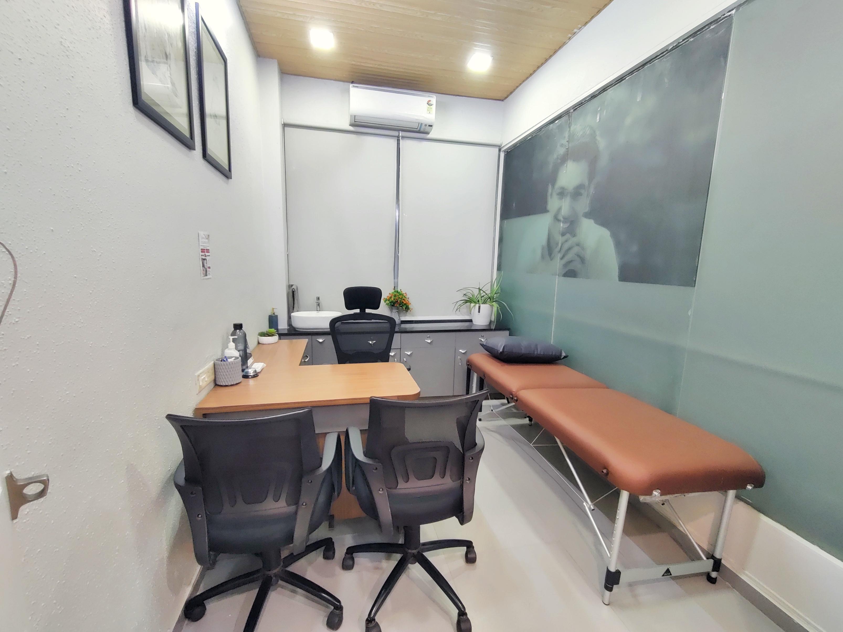Reception and waiting area at medical coworking space in Pune